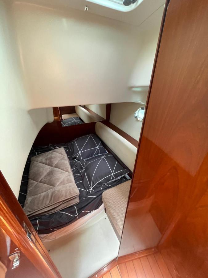 Une Nuit Sur Un Bateau Linge & Menage Inclus La Rochelle  Exterior foto